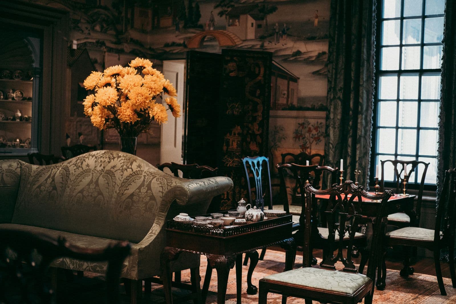 Wallpaper Hanging by Hampstead Painting Company in Hampstead and North London